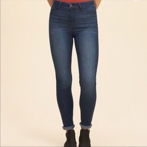 Hollister skinny jean